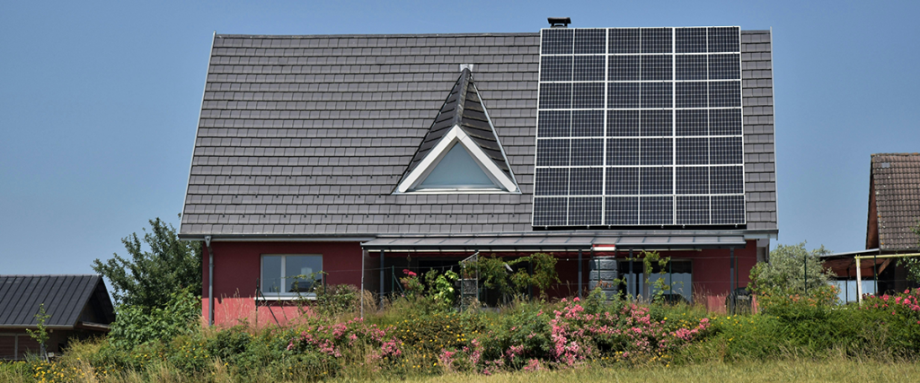 rôle-batterie-panneau-solaire